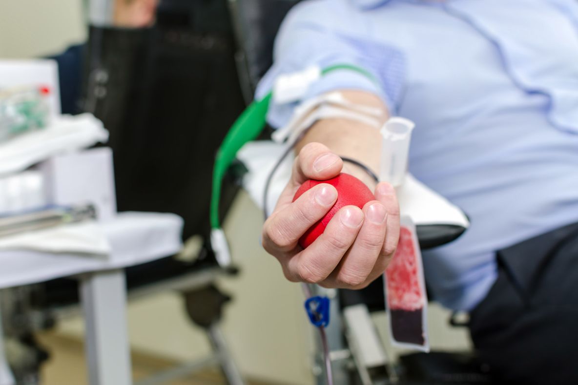 APEL UMANITAR. Un angajat al Complexului Energetic Oltenia are nevoie de sânge. A suferit un grav accident de muncă și i-au fost amputate ambele picioare