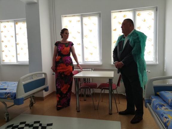 Un alt etaj al Spitalului de Boli Infecțioase Craiova, complet reabilitat și dotat corespunzător. Unitatea medicală are și o ambulanță nouă-FOTO