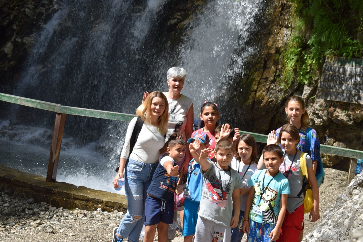 Tabără gratuită la munte pentru mai mulți copii din Dolj