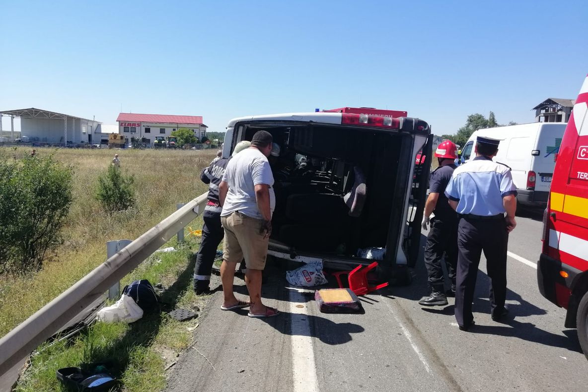 Accident cu 15 victime, la Pieleşti. A fost activat Planul Roşu de Intervenţie