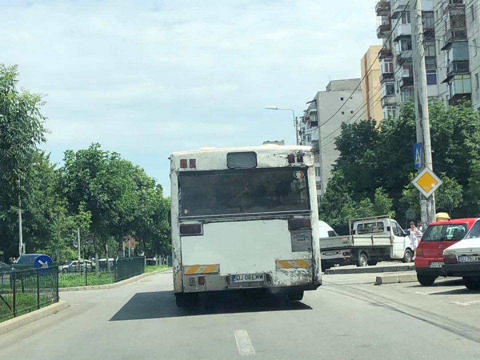 Călătorii RAT Craiova continuă să reclame condițiile de transport. „Îți este scârbă să circuli în condițiile existente”