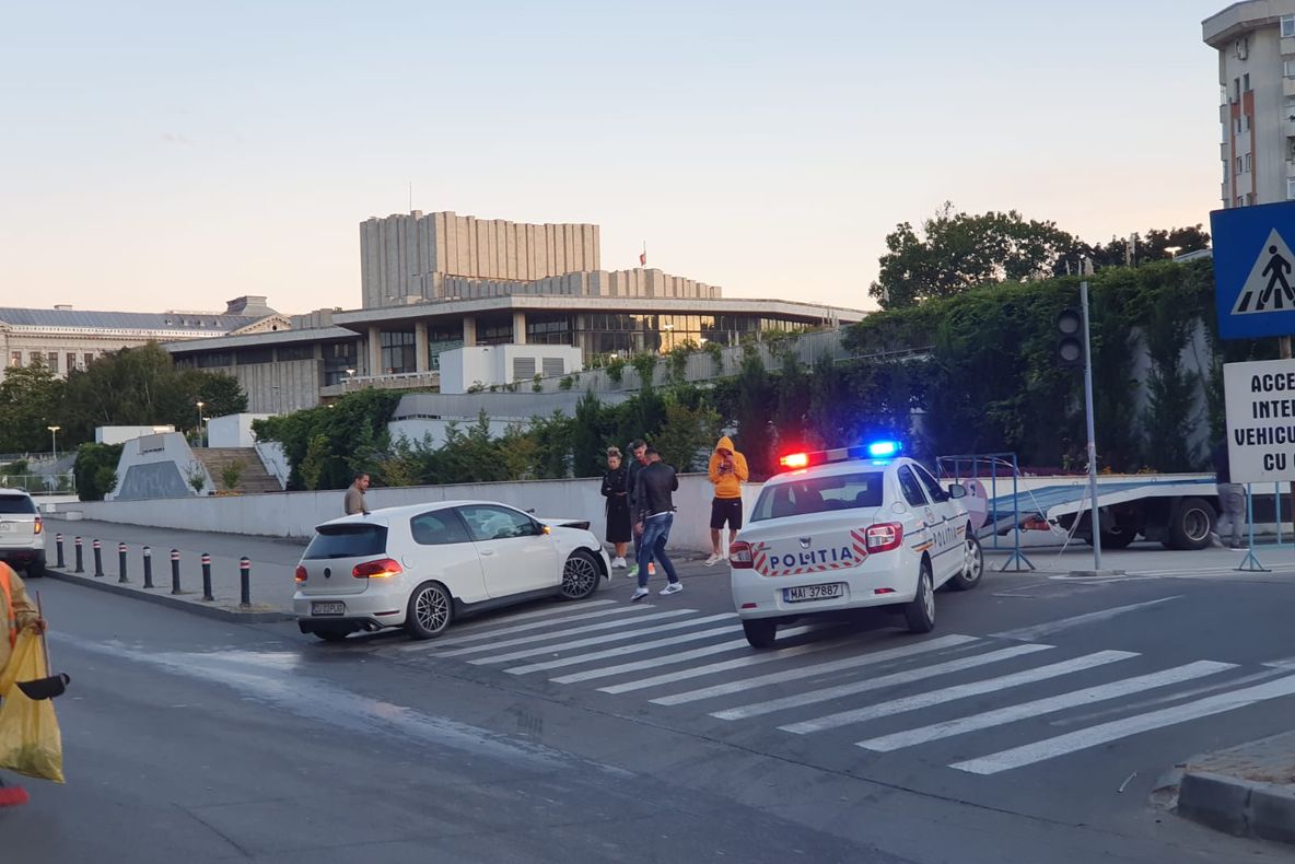 Doi răniţi într-un accident rutier, la Craiova