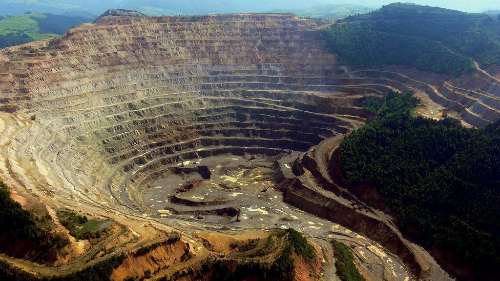 Deputatul Ion Cupă solicită dezbatere națională. Cea mai mare carieră din cadrul Complexului Energetic Oltenia a rămas fără acord de mediu