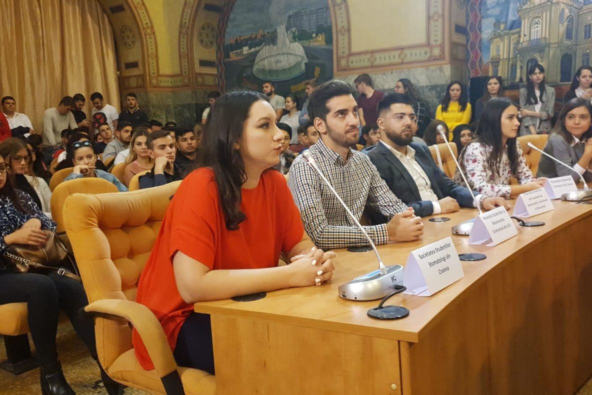 Consiliul Consultativ pe Probleme de Tineret al Municipiului Craiova a bifat prima ședință. 22 de asociații înscrise