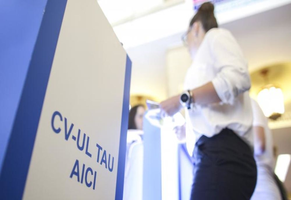 Târg de joburi pentru studenții craioveni. Peste 20 de firme de TOP din Oltenia vin la Universitate