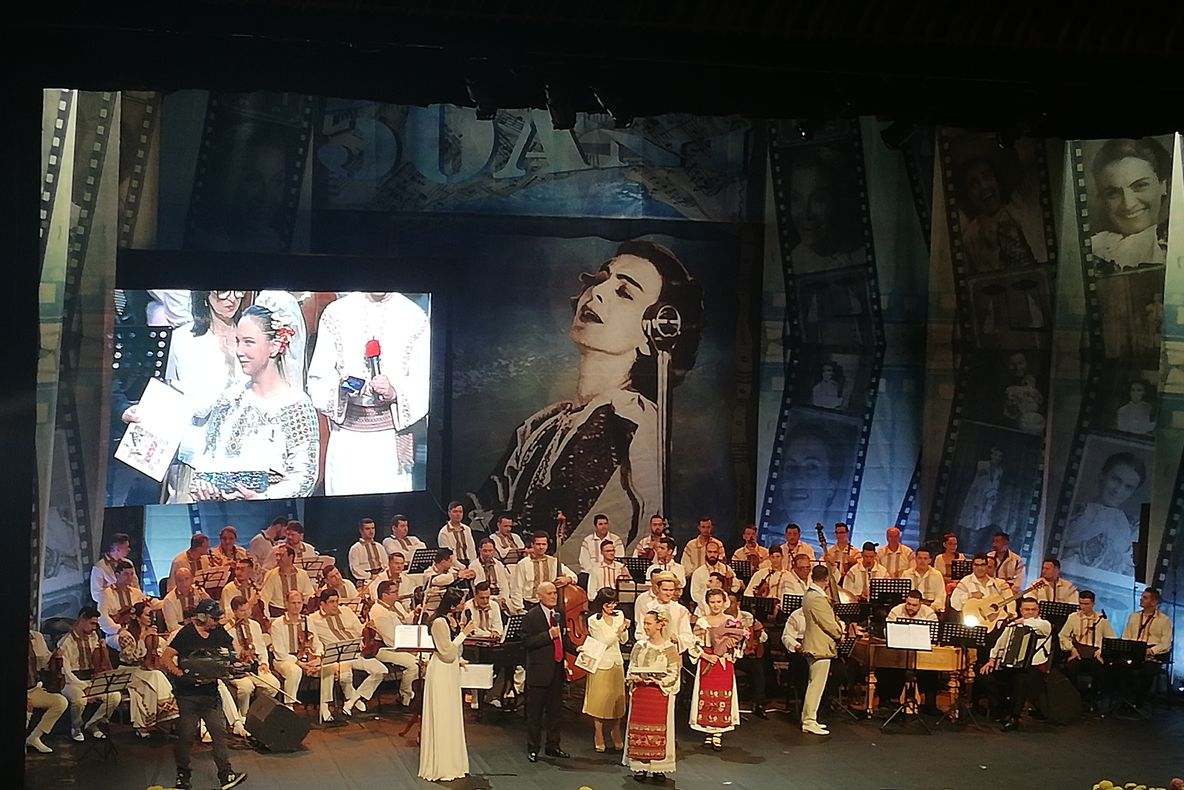 Luiza Turcu, din Dolj, a câștigat trofeul Festivalului Maria Tănase