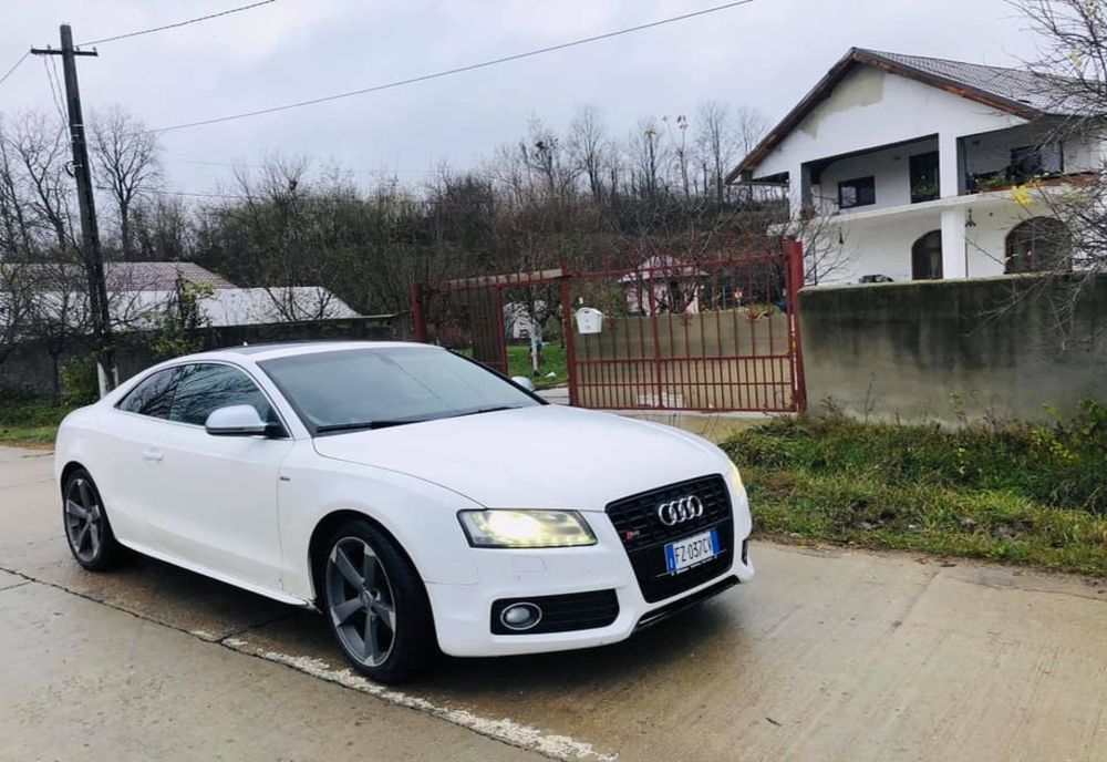 Audi A5, furat din curtea casei unui bărbat din Craiova