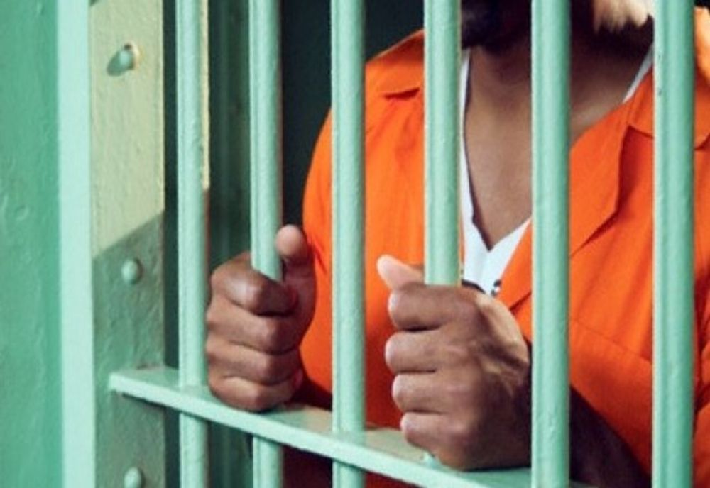 13 români dați în urmărire internațională, aduși în țară în ultima săptămână