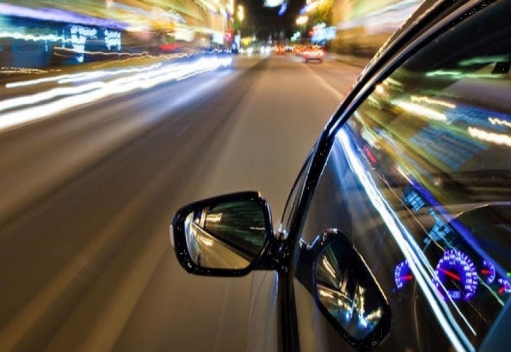 Urmărit în trafic de polițiști. Doljean cu permisul anulat, prins conducând mașina