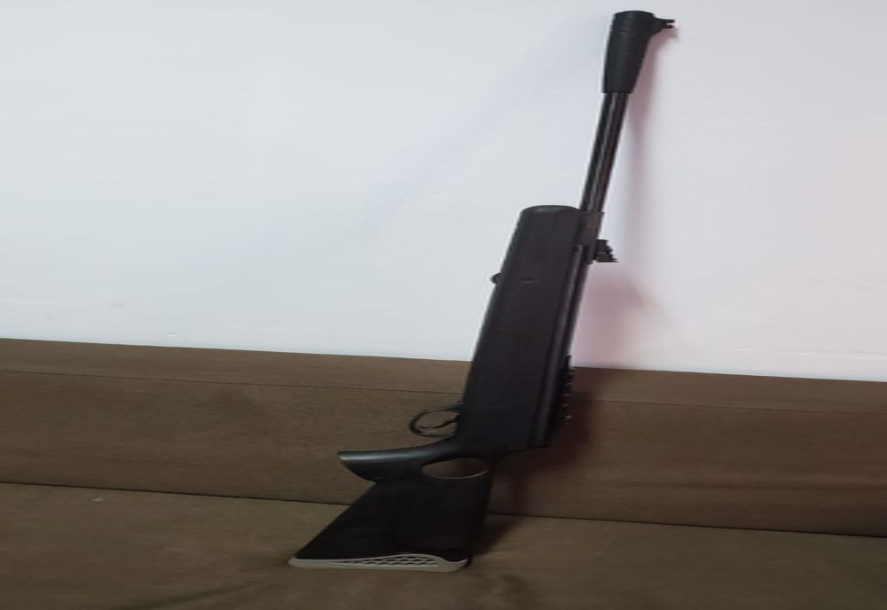 Percheziții la locuința unui doljean care deținea ilegal o armă