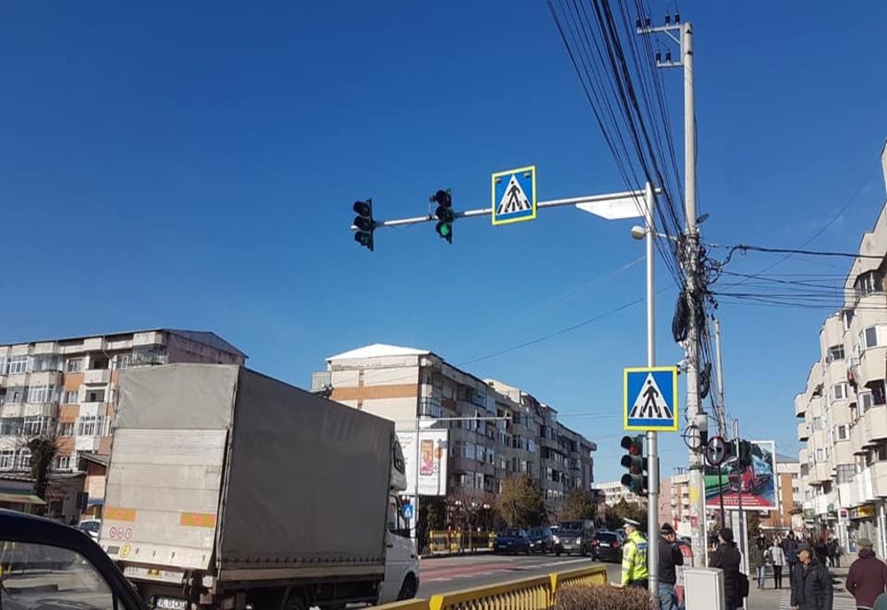 Traficul de coșmar dintr-un oraș din Dolj, fluidizat cu semafoare inteligente