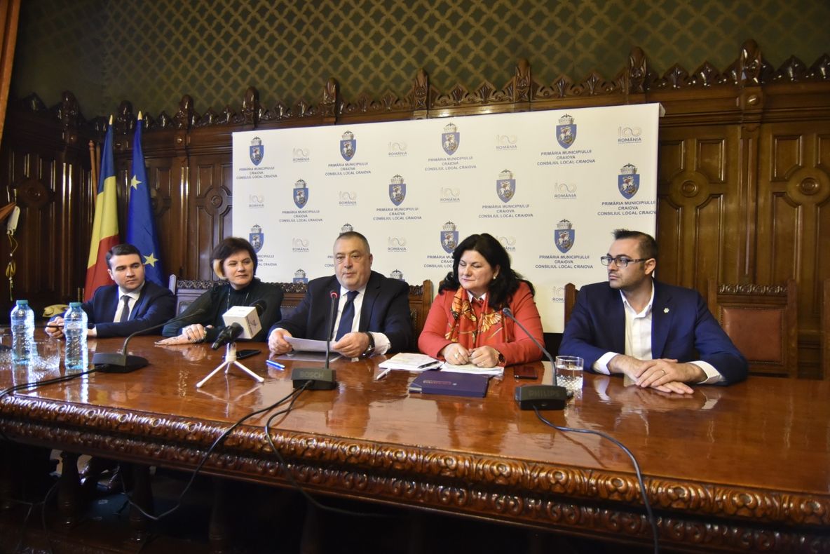 Sală de sport, cu bani europeni, la o școală generală din Craiova. Contract semnat