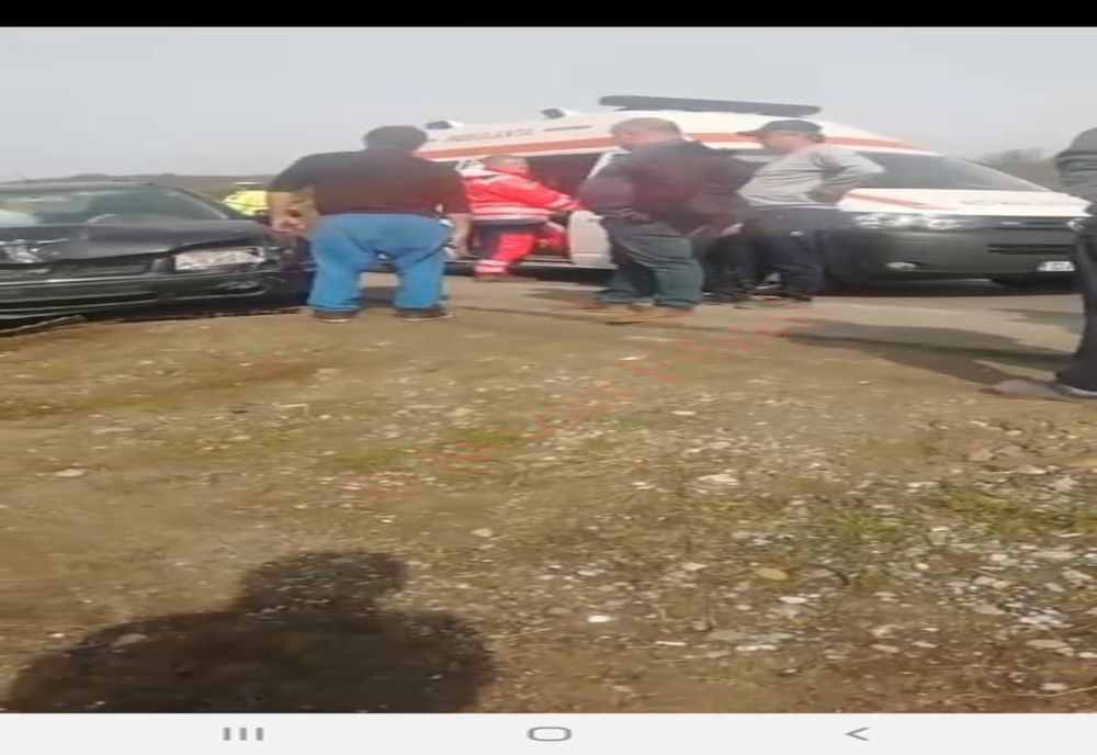 Dolj. Tânăr rănit într-un accident rutier