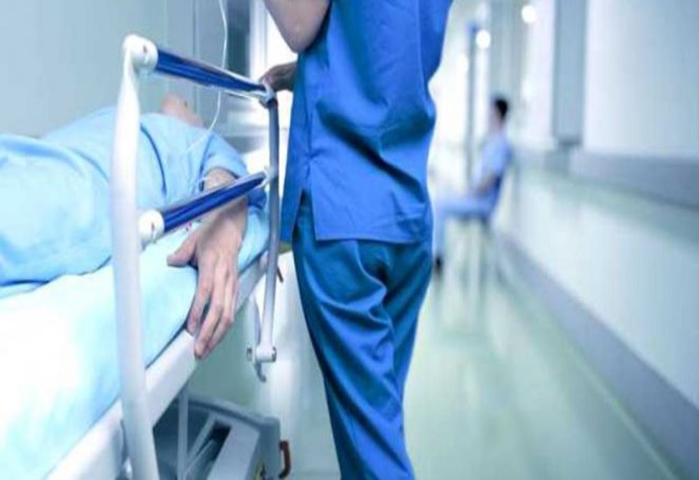 Doi medici din Craiova au plecat să își ajute colegii din Hunedoara