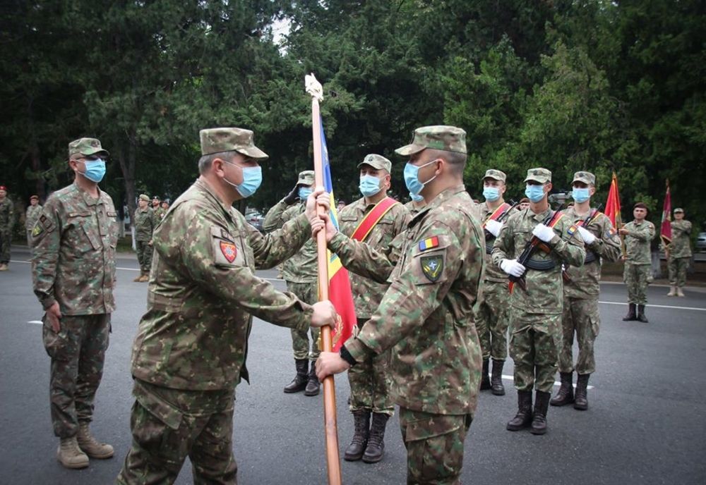 S-a schimbat comandantul Brigăzii Multinaționale Sud-Est