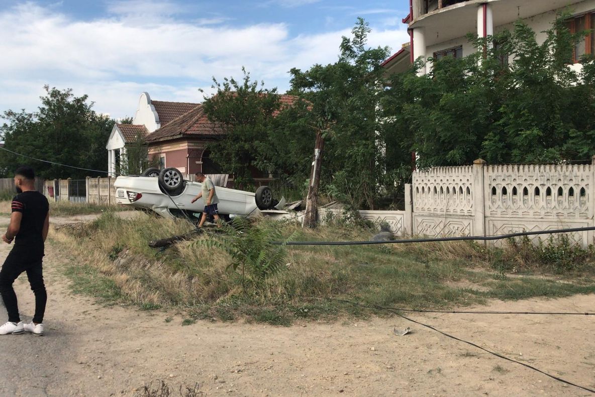 Accident rutier în Sadova. O tânără de cetățenie italiană a ajuns la spital