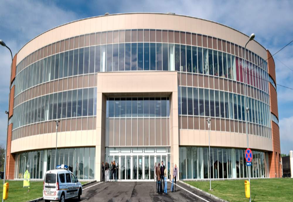 Primăria Craiova îşi mută sediu. Care este motivul