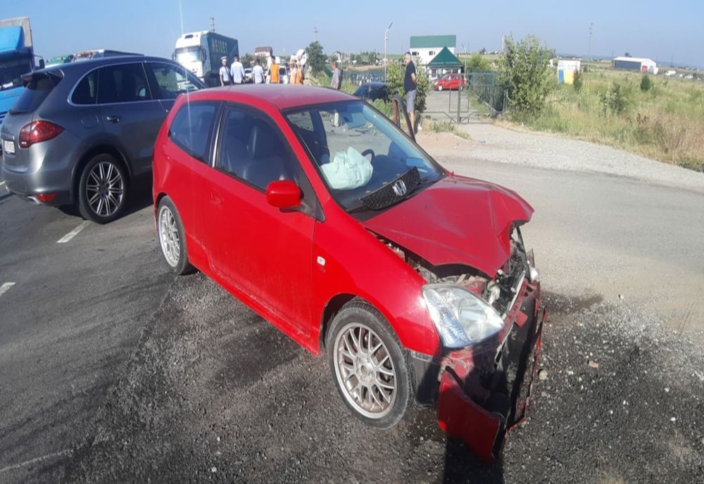 Două persoane rănite într-un accident pe Centura de Nord a Craiovei