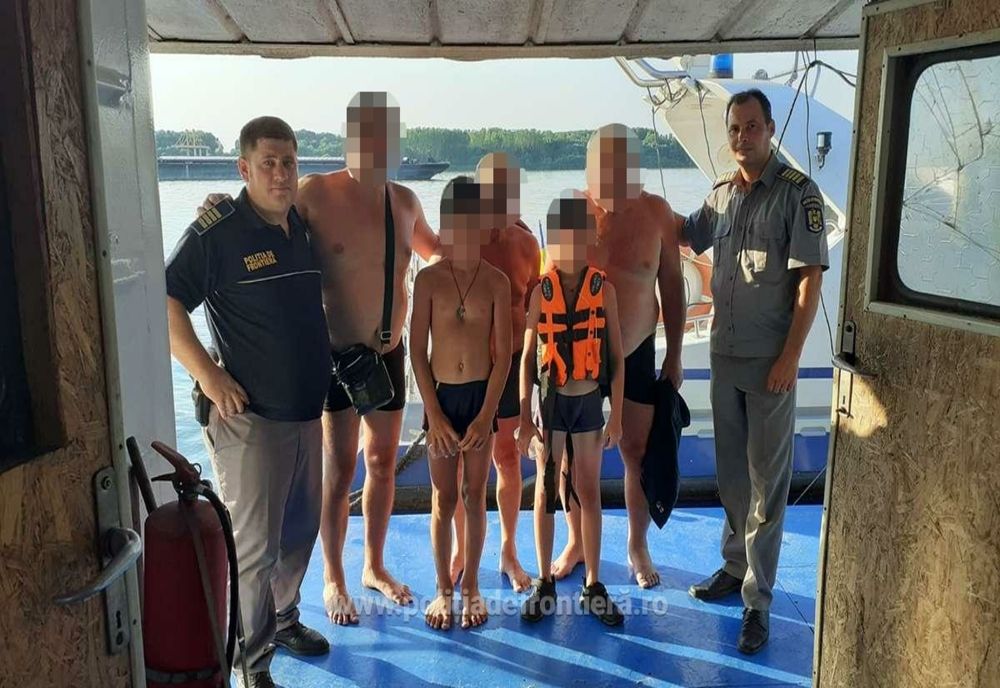 5 bulgari au fost salvați de la înec de polițiștii de frontieră români