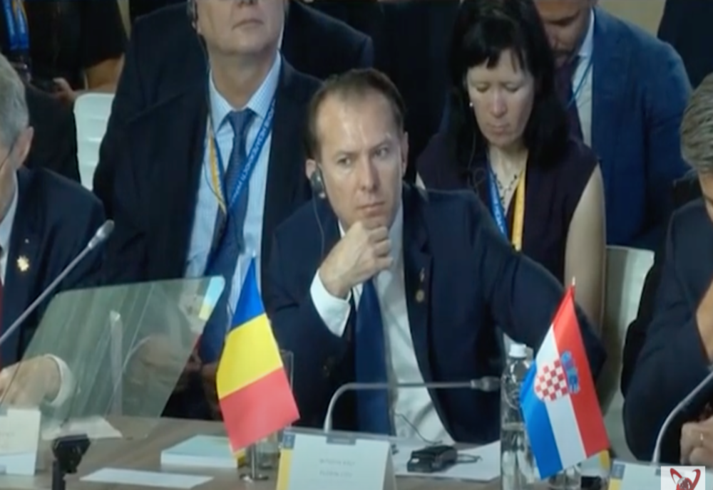 CULISELE STATULUI PARALEL / Florin Cîțu, mut la atacul Ungariei. De ce a mers premierul în locul lui Klaus Iohannis la summitul din Ucraina