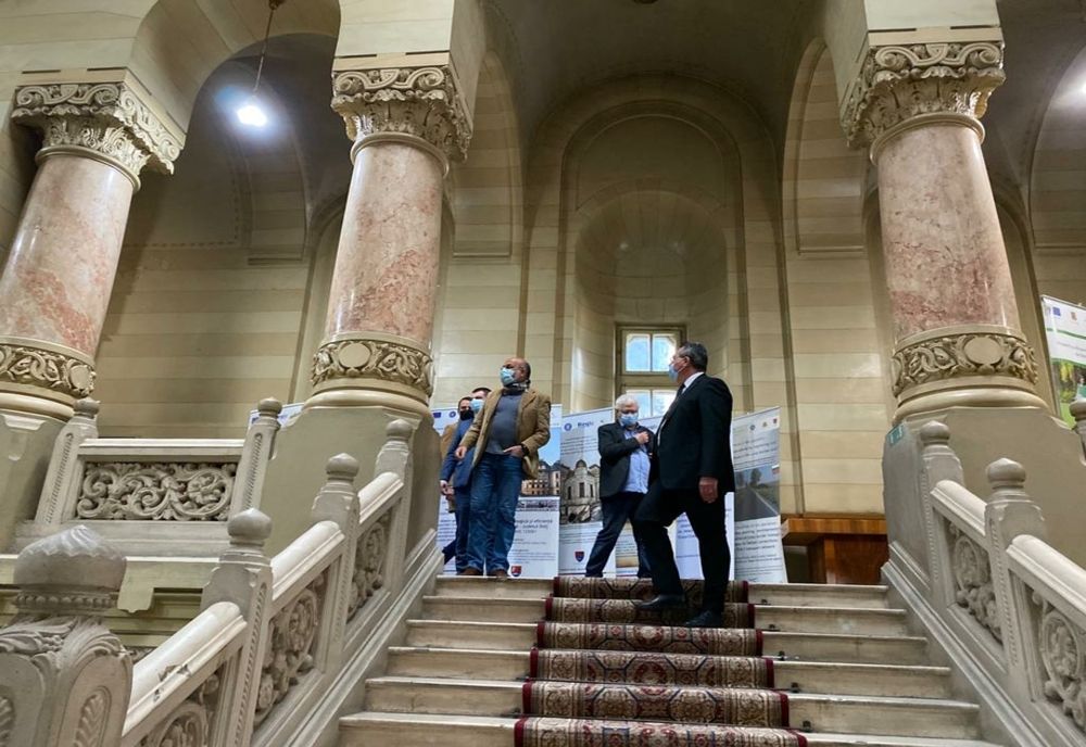 Clădirea Prefecturii şi CJ Dolj, reabilitată cu finanţare prin PNRR. Au fost semnate primele documente