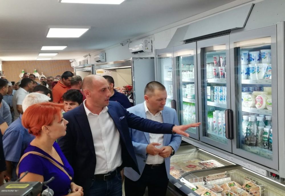 Producătorii autohtoni au, de astăzi, o piaţă dedicată, la Craiova