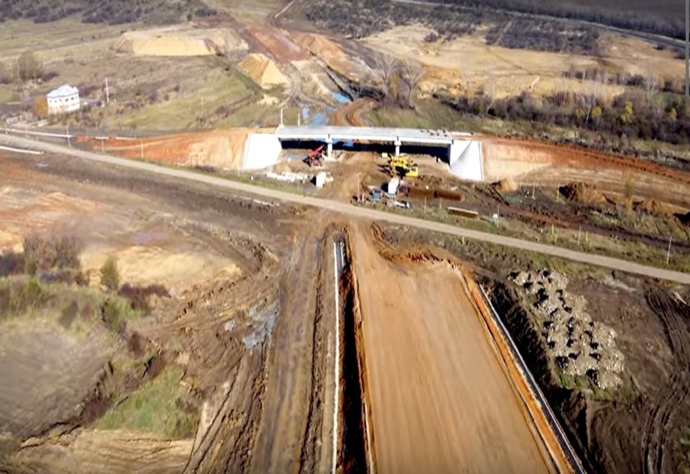 VIDEO | Imagini de pe Tronsonul 3 al Drumului Expres Craiova-Piteşti