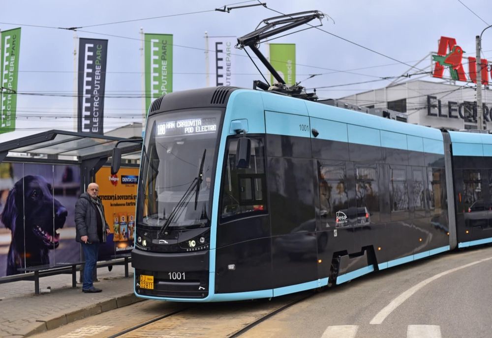 Noile tramvaie din Craiova au intrat pe trasee