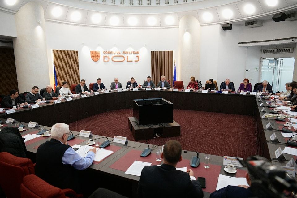 DISPONIBILIZĂRI MASIVE LA DGASPC DOLJ. APROAPE 300 DE ANGAJAȚI VOR FI TRIMIȘI ACASĂ DE LA 1 IULIE