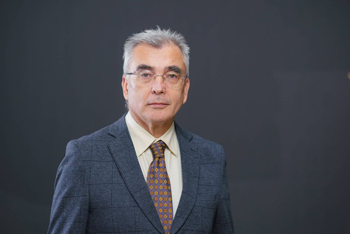 35 DE ANI DE LA PRIMA MINERIADĂ. PETRIȘOR PEIU (AUR): „DREPTATEA PARE BLOCATĂ DE REȚELELE TRECUTULUI“