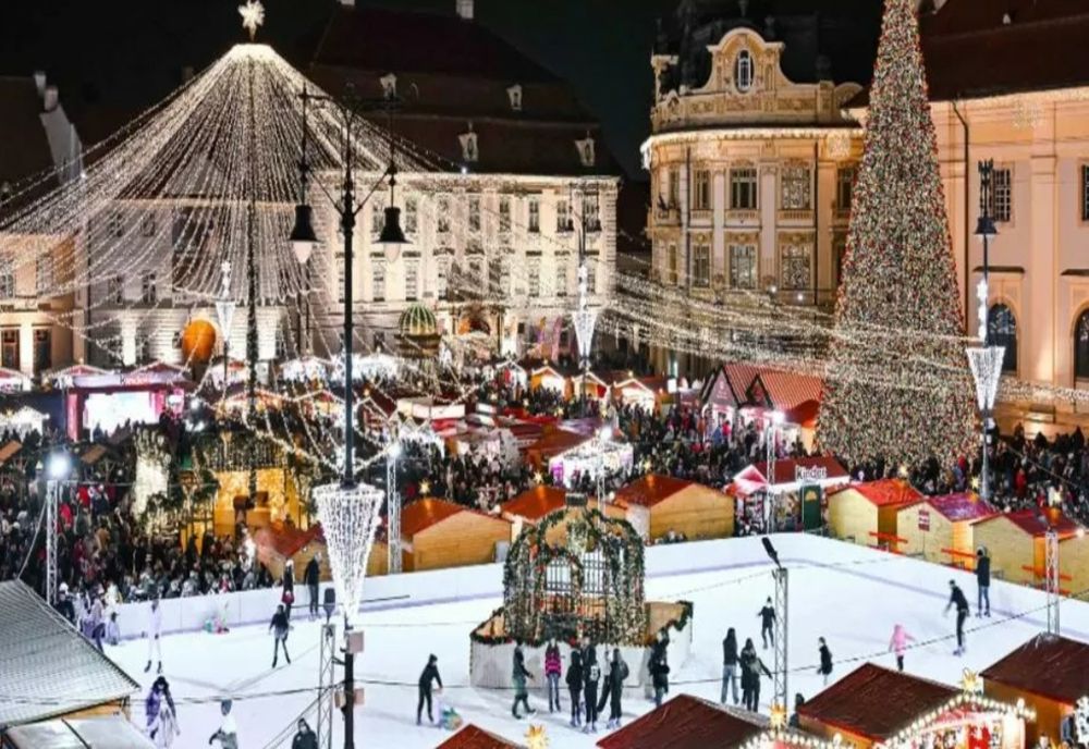 Târgurile de Crăciun de la Sibiu și Craiova se deschid vineri seară. Orașele din țară se pregătesc pentru startul oficial al sezonului festiv