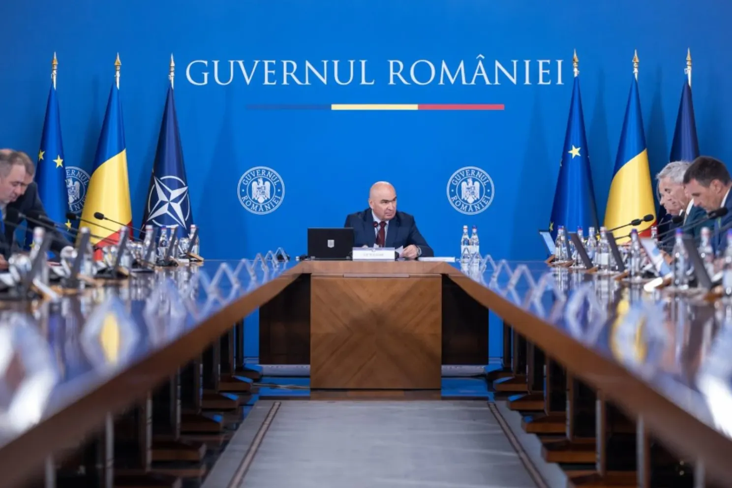 Ședință extraordinară a guvernului interimar
