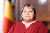 Ramona Lovin (deputat AUR):„Dezastru consular sub Oana Țoiu: suspendări totale în Danemarca și Elveția, întârzieri prelungite în restul lumii”