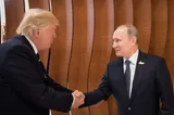Putin și Trump au vorbit o oră la telefon. Ce i-a transmis liderul rus despre războiul din Ucraina