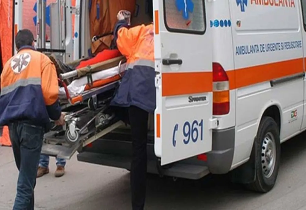 Accident cu două victime la ieșire din Craiova 