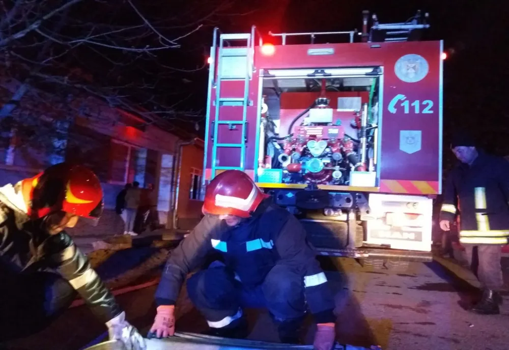 Sală de pariuri sportive din Craiova, distrusă de foc