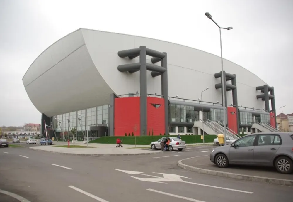 Accident de muncă mortal la Sala Polivalentă din Craiova. Bărbat găsit fără suflare în încăperea unde este centrala 