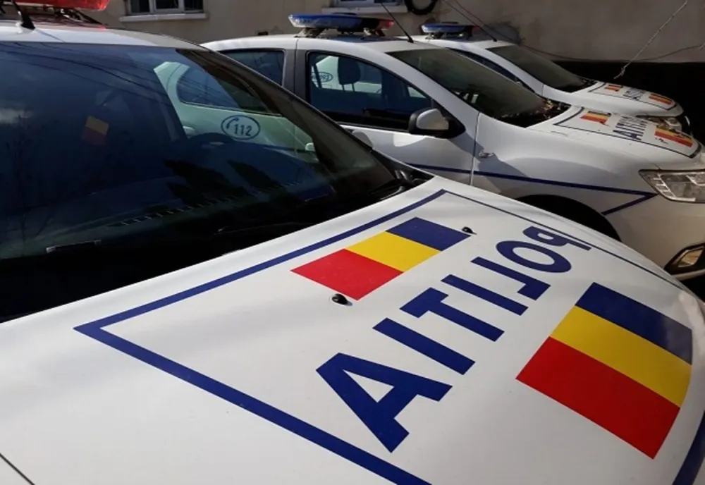 Dolj: Pieton lovit mortal de o maşină, pe un drum judeţean