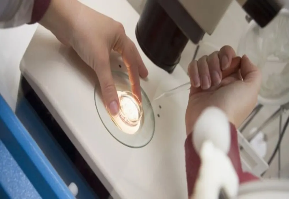 10 cupluri din Craiova primesc bani de la primărie pentru fertilizare in-vitro