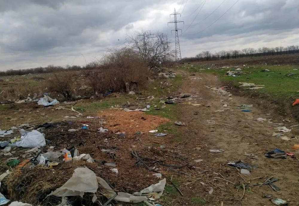 Primărie din Dolj, amendată cu 15.000 de lei de comisarii de mediu din cauza gunoiului aruncat întâmplător
