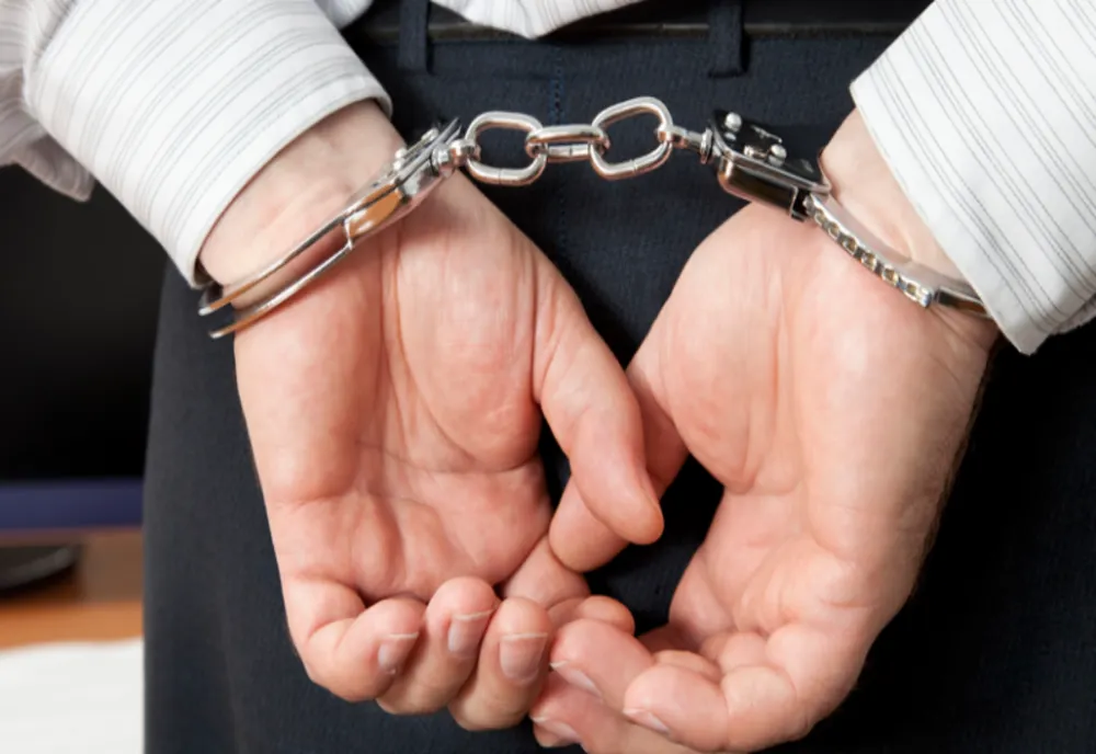 Dolj: Un tânăr de 21 de ani, arestat preventiv după ce a violat o bătrână de 81 de ani