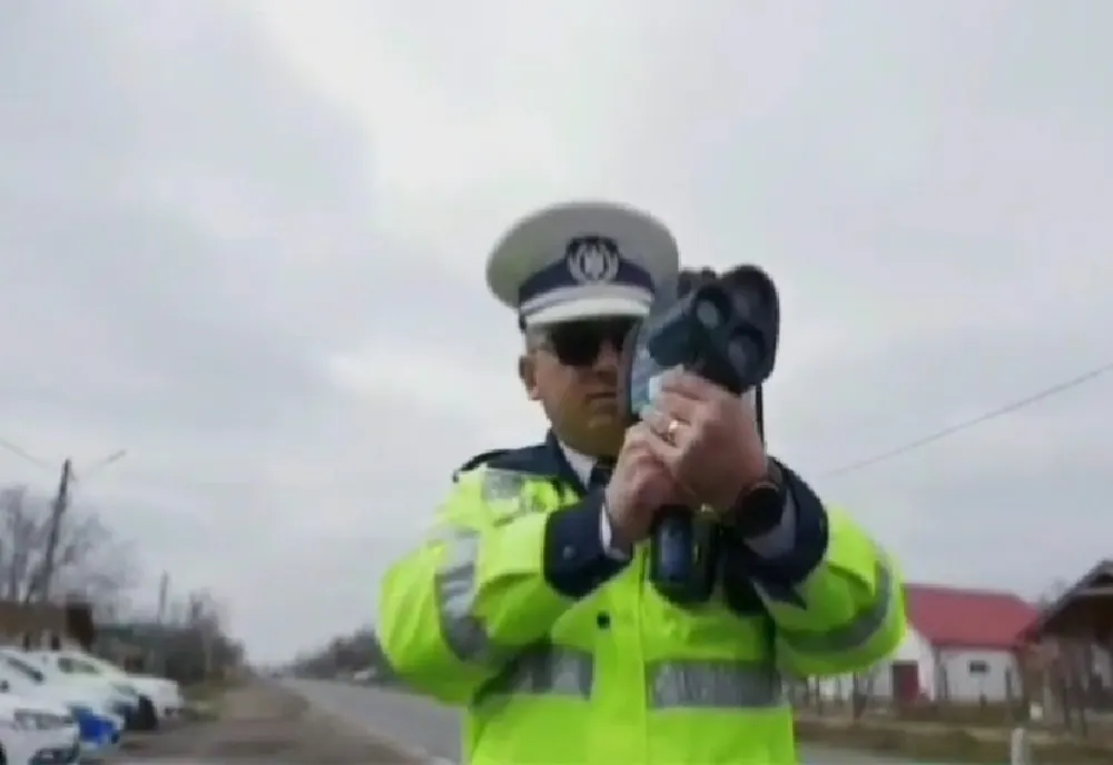 O şoferiţă din Mehedinţi, luată de radar în Dolj. Ce viteză avea