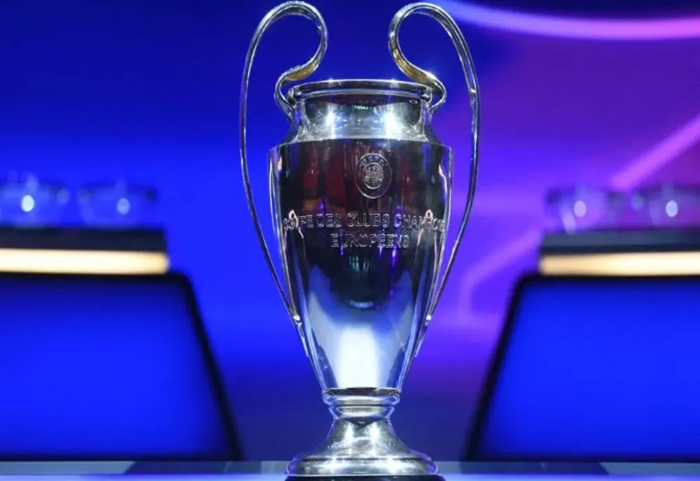 LIGA CAMPIONILOR: FEYENOORD ROTTERDAM - BAYERN MUNCHEN, 3-0 | VIDEO