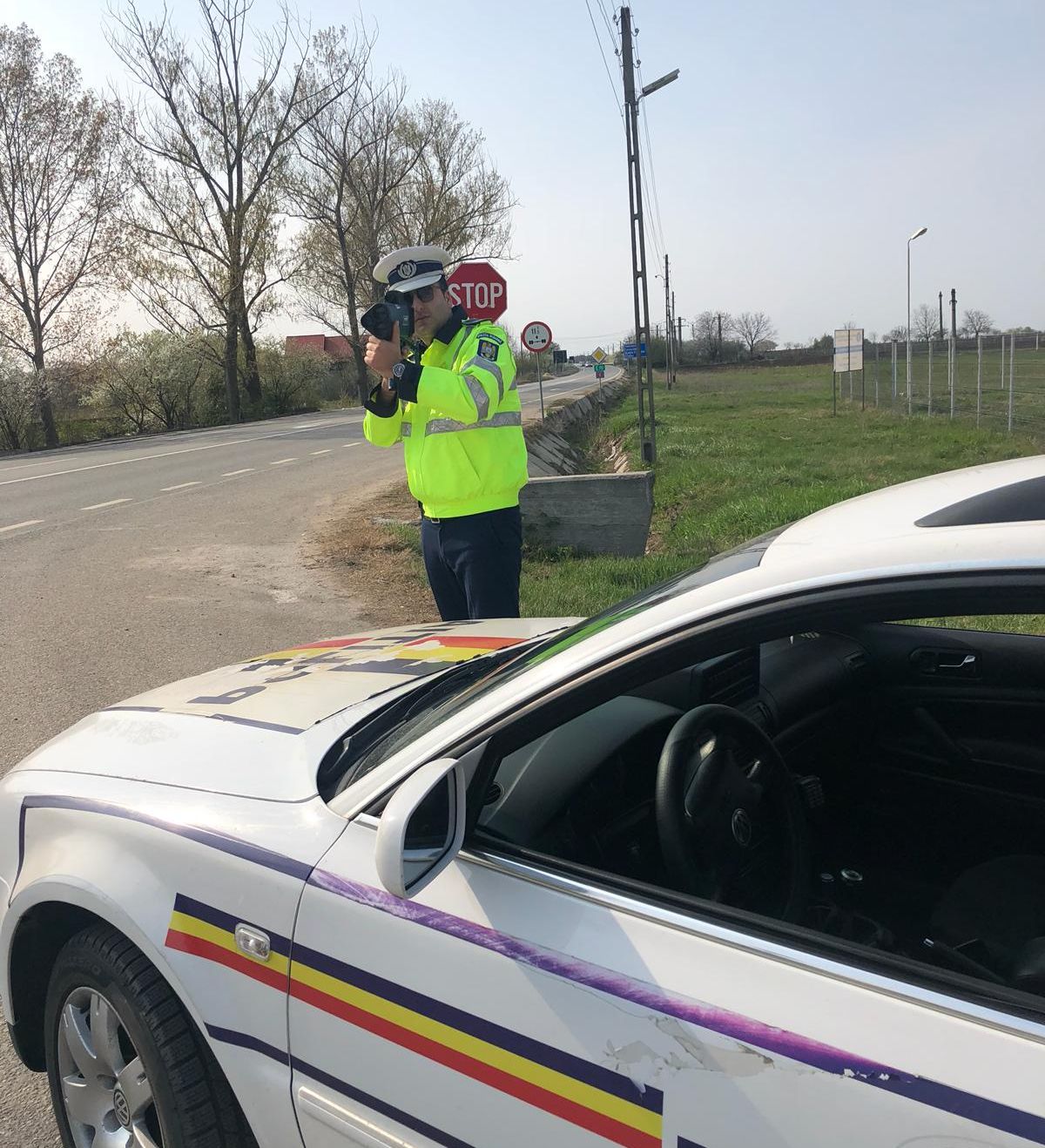 82702754-c759-4d40-a5fc-705f43b19733