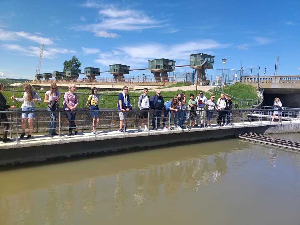 60966618_2204100026291932_6133686685688397824_n