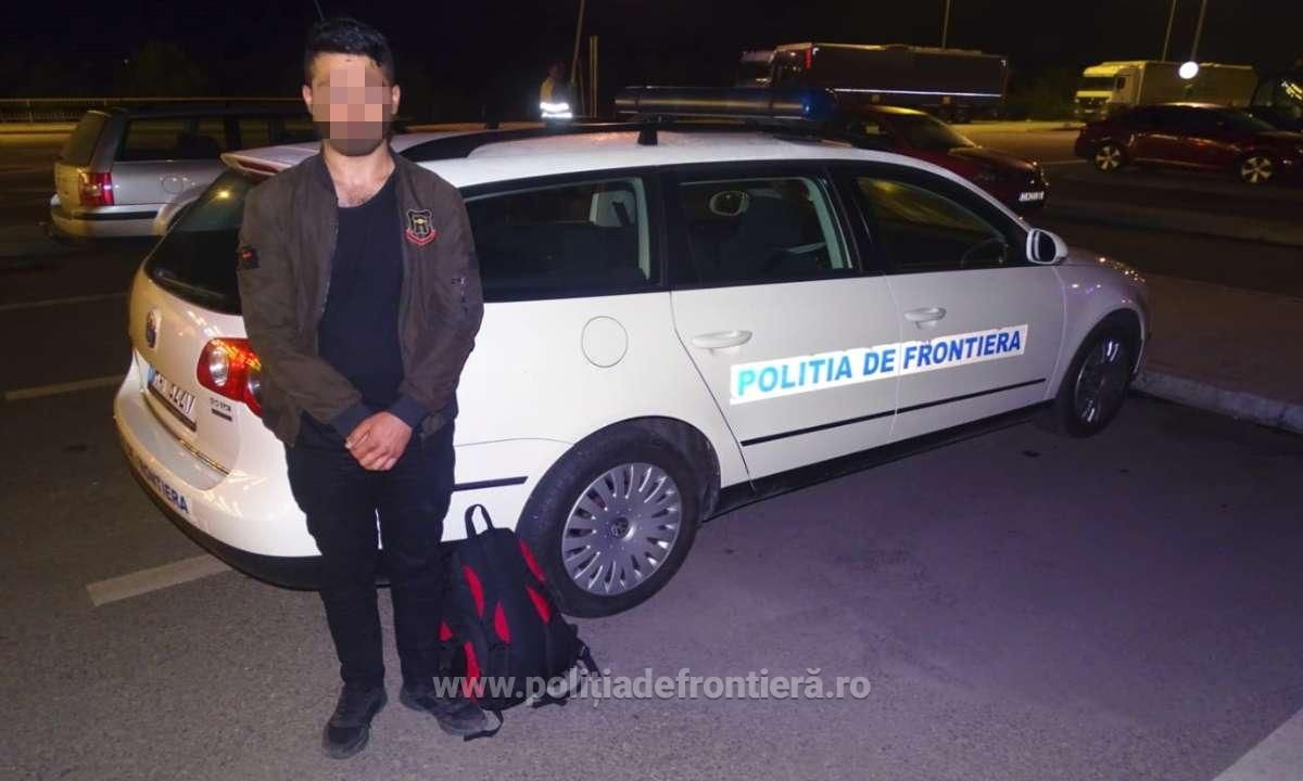 1561192119361-5879-S4