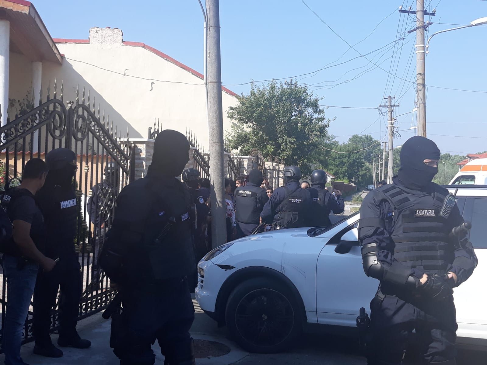 CRAIOVA FBI MASCAŢI