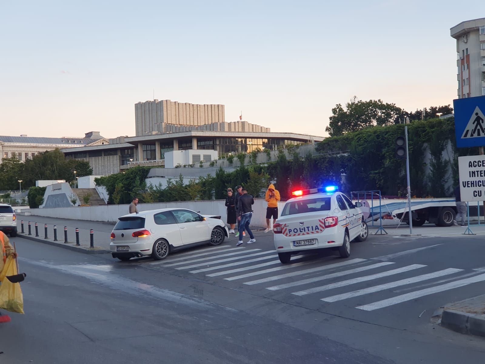 WhatsApp Image 2019-10-06 at 18.59.45