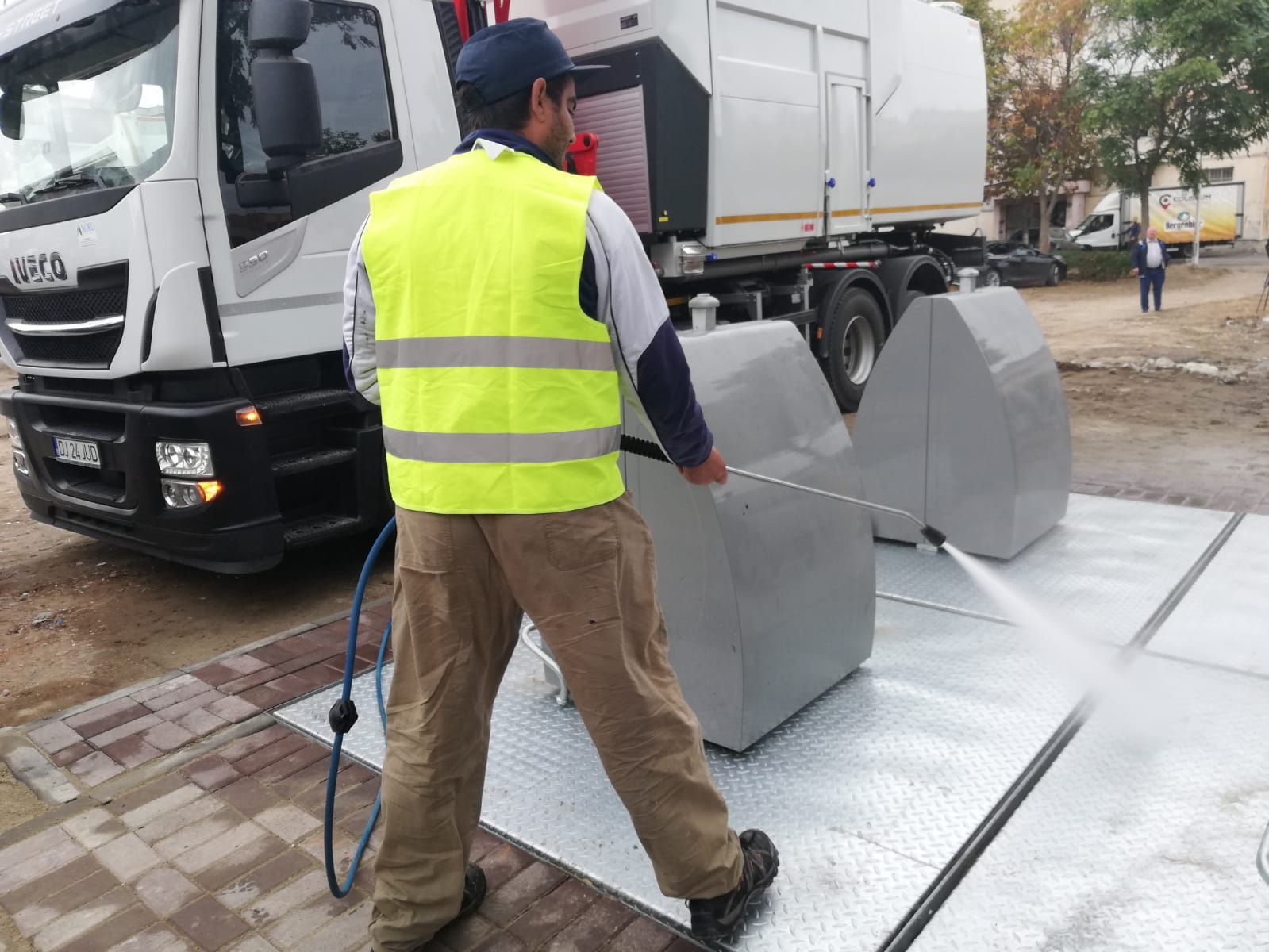 containere ingropate (1)