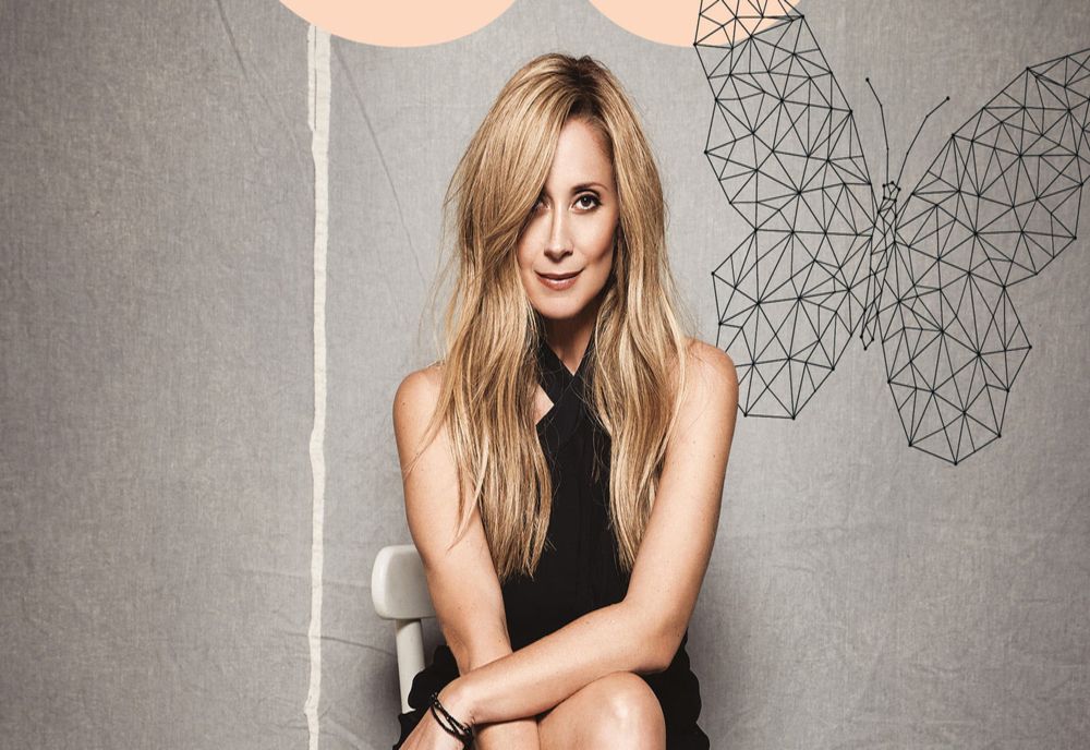 S-a renegociat contractul. Lara Fabian vine la Craiova pe 12 decembrie